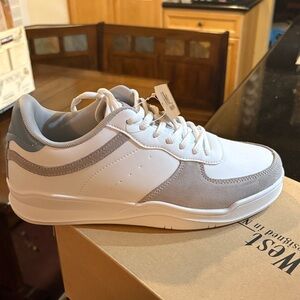 Mens Athletic Lace-Up Sneakers in White and Light Gray